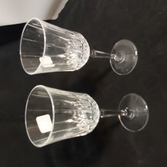 LONGCHAMP GENUINE LEAD -FREE CRYSTAL WINE GOBLET SET OF 2 - Picture 2 of 3
